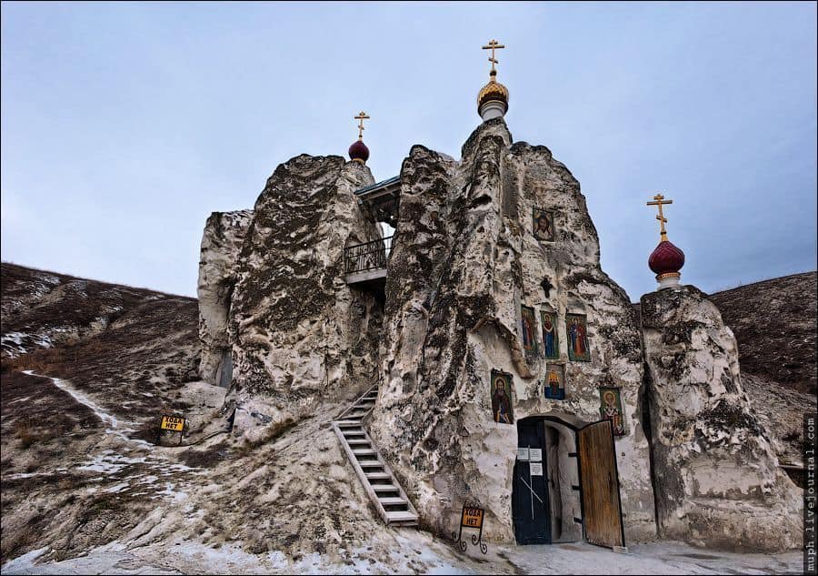 Visitar el monasterio Kostomarovo en Rusia; Conocer el monasterio Kostomarovo en Rusia; Explorar el monasterio Kostomarovo en Rusia